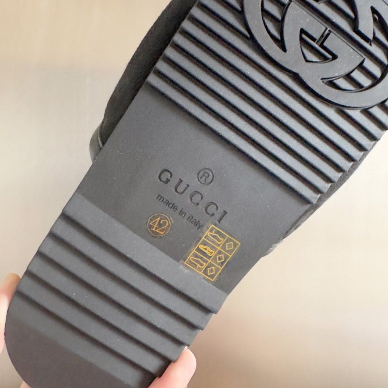 Gucci Unisex Sandals