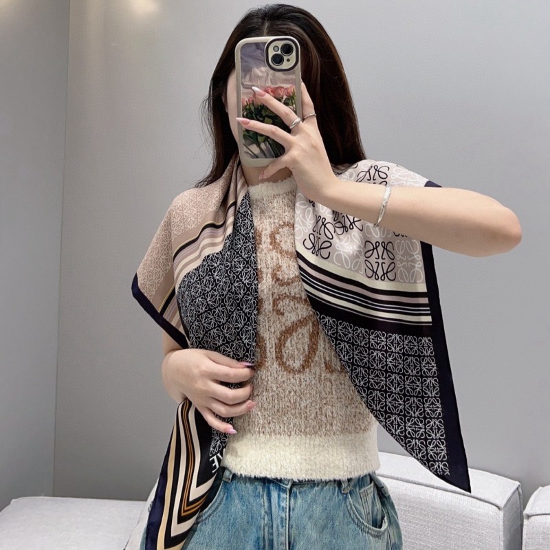 Loewe Scarf