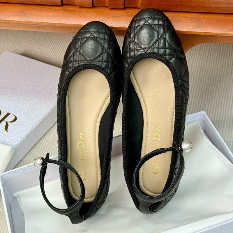 Dior Flat