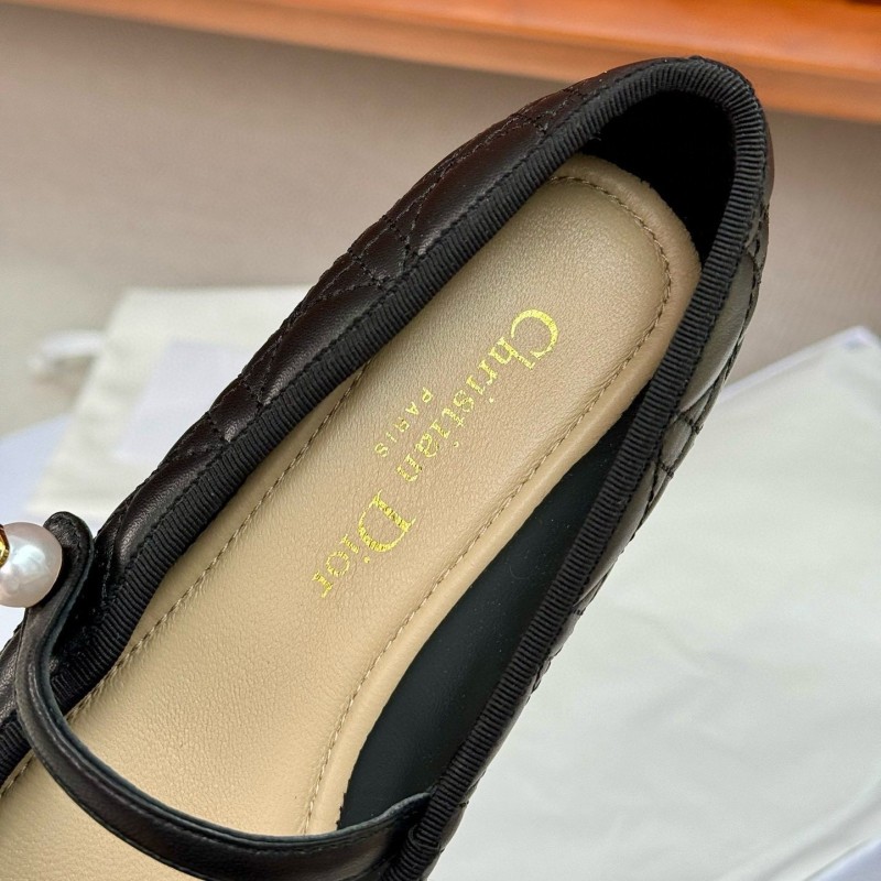 Dior Flat