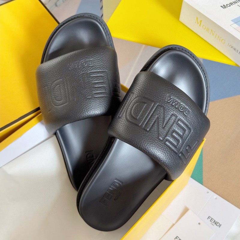 Fendi Roma Unisex Slippers