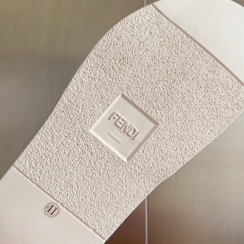 Fendi Roma Unisex Slippers