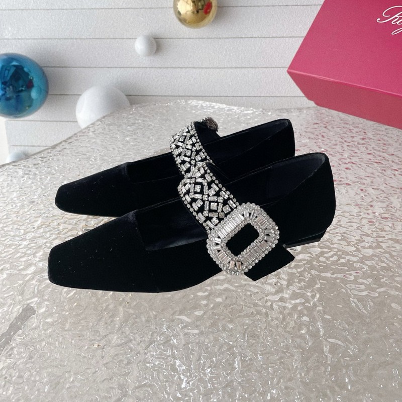 Roger Vivier Flat