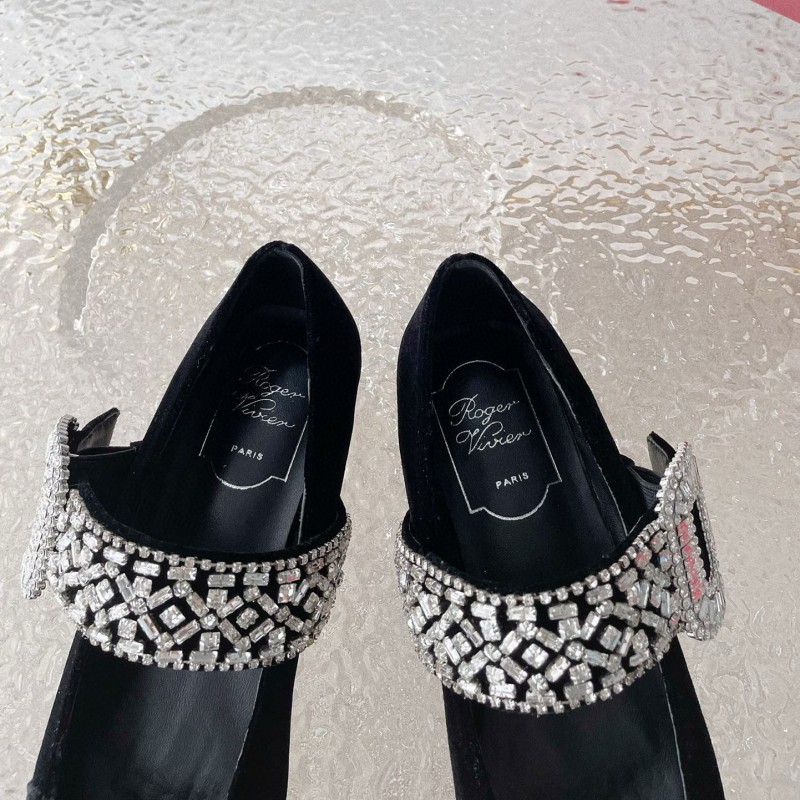 Roger Vivier Flat