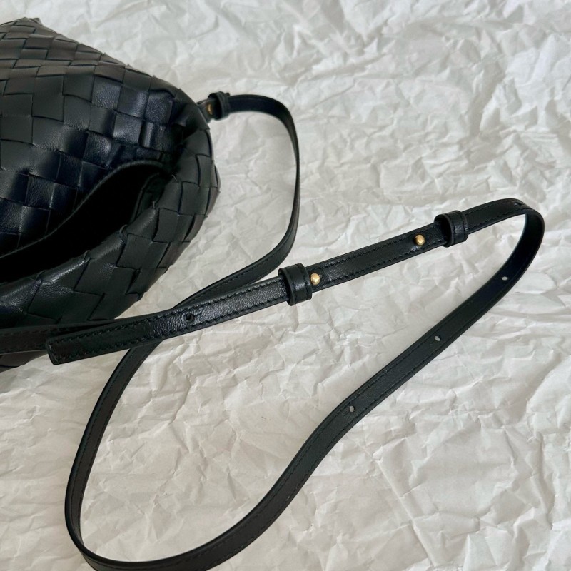 Bottega Veneta Mini Hop 斜挎包