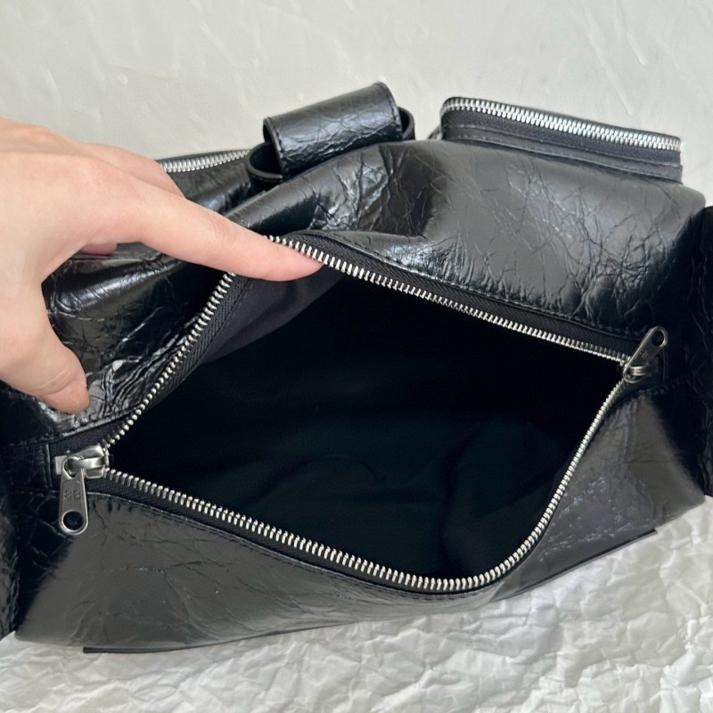 Balenciaga Superbusy 炸药包