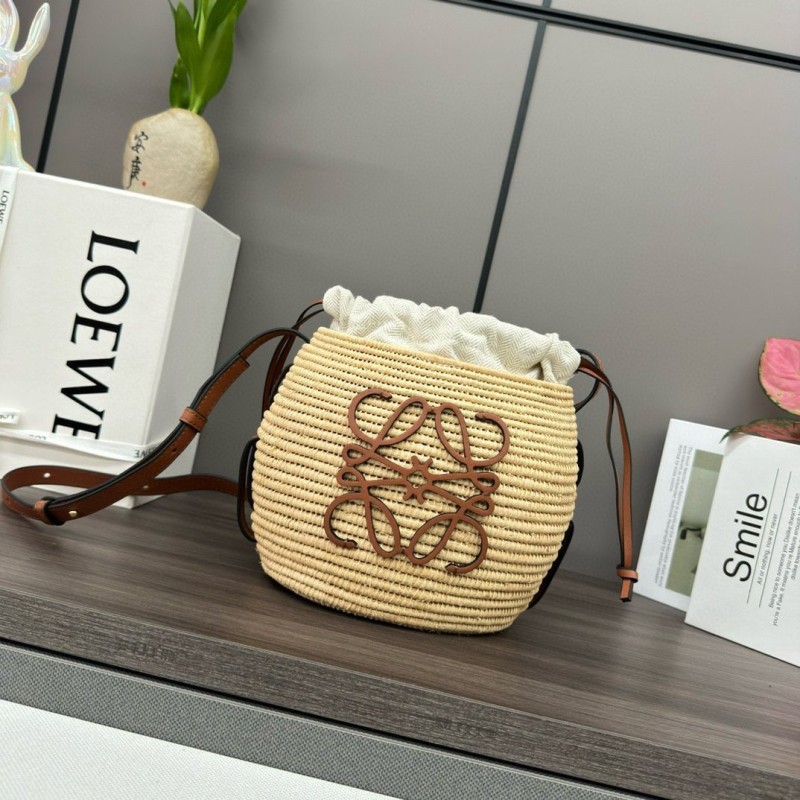 Loewe Basket