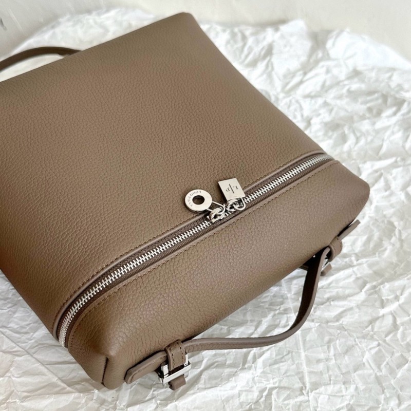 Loro Piana L19 Extra Pocket