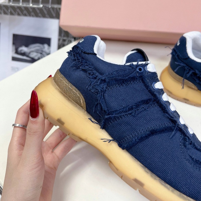 MiuMiu Sneaker