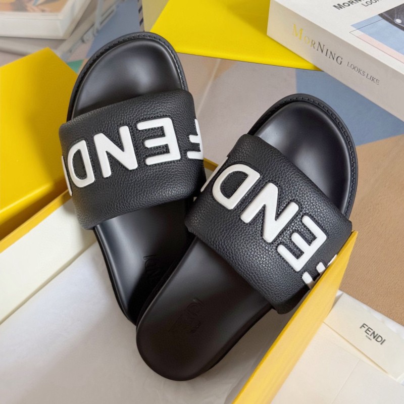 Fendi Unisex Slippers