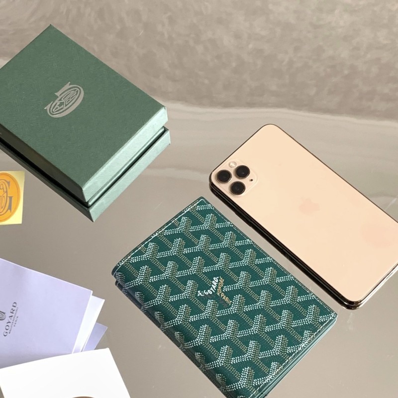 Goyard Passpord Holder