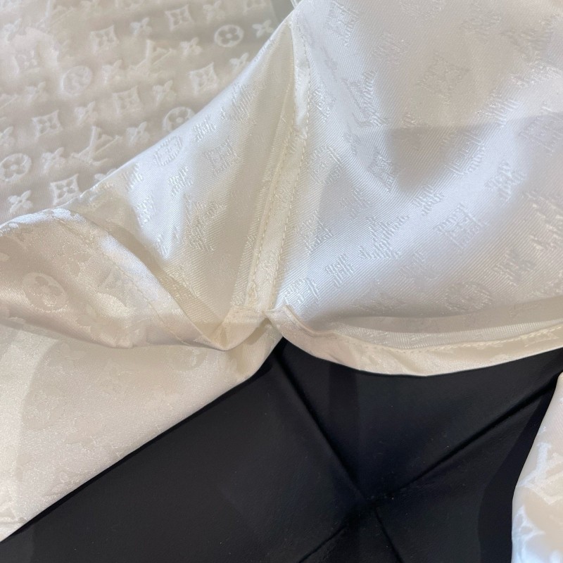 LV Unisex Long Sleeves Shirt