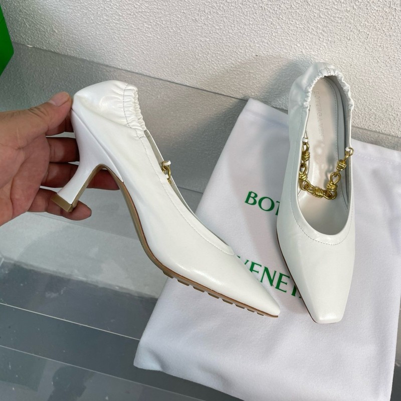 Bottega Veneta Sharp Chain Pump Shoes