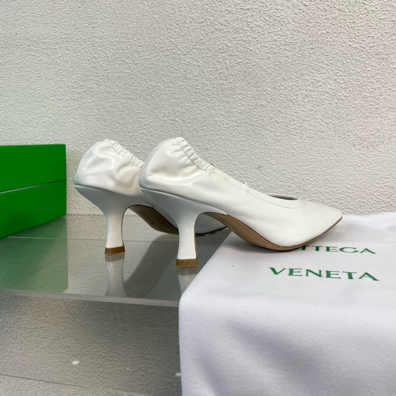 Bottega Veneta Sharp Chain Pump Shoes