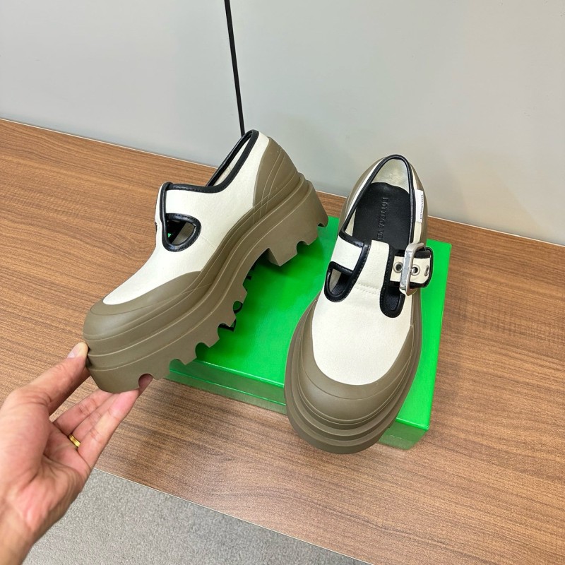 Bottega Veneta Unisex Loafer Shoes