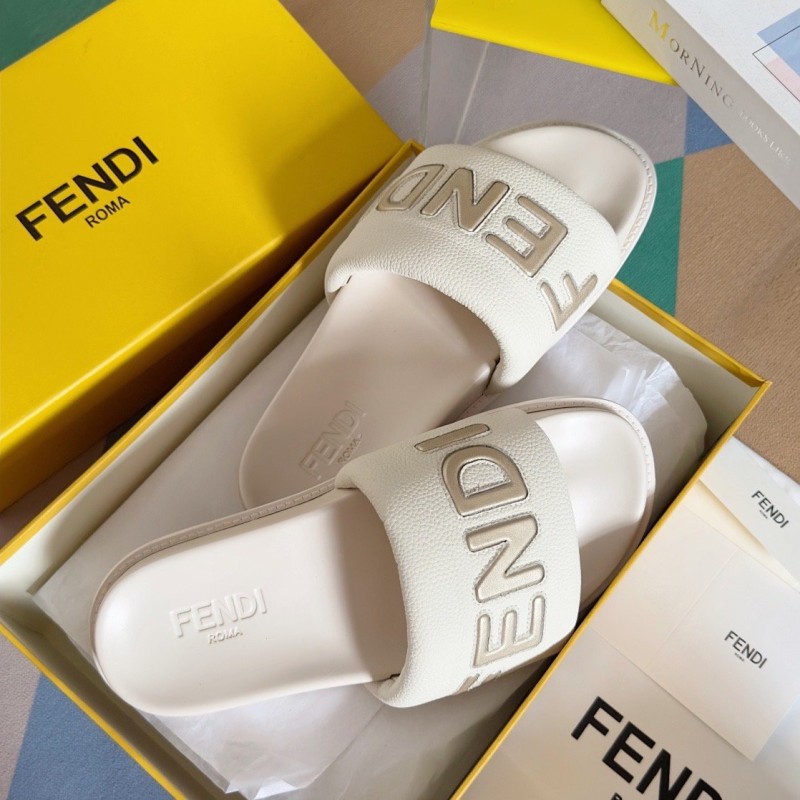 Fendi Unisex Sandals