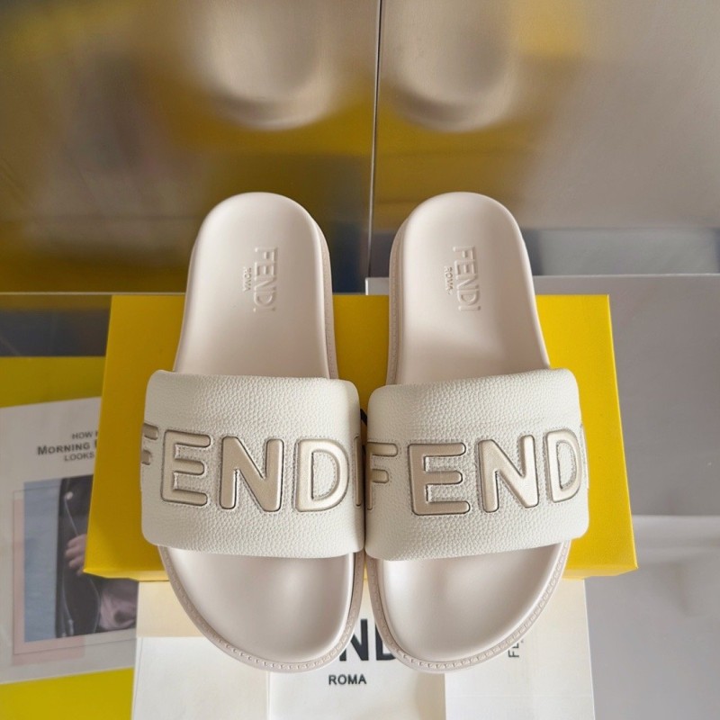 Fendi Unisex Sandals