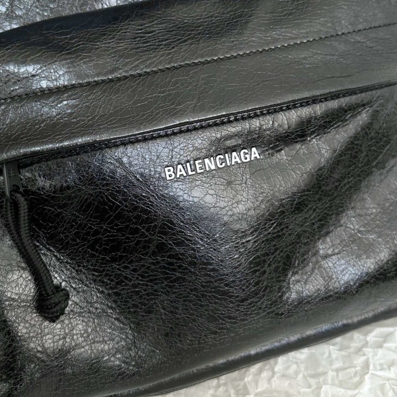 Balenciaga Explore 双肩包