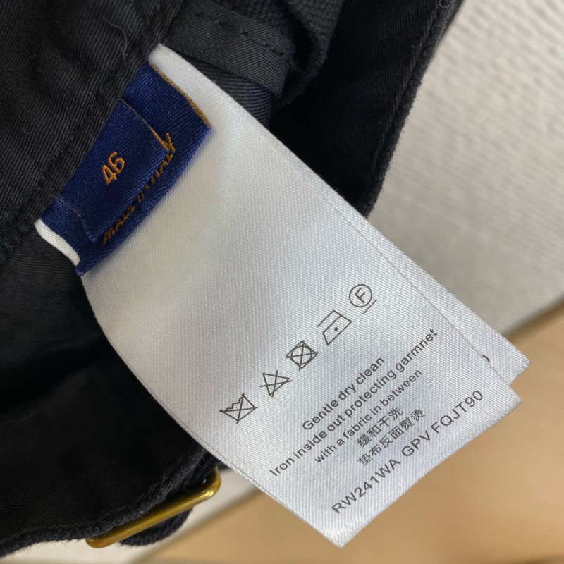 LV Unisex Shorts