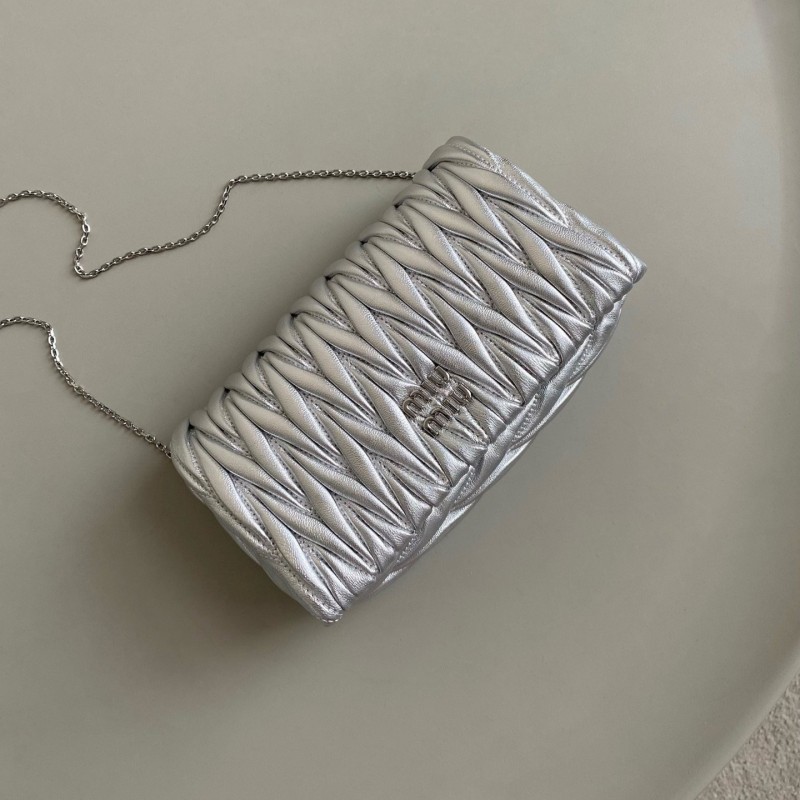 MiuMiu WOC 链条包