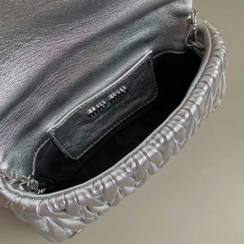 MiuMiu WOC 链条包