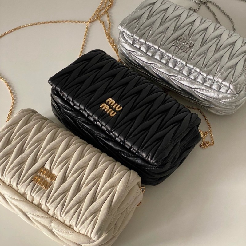MiuMiu WOC 链条包