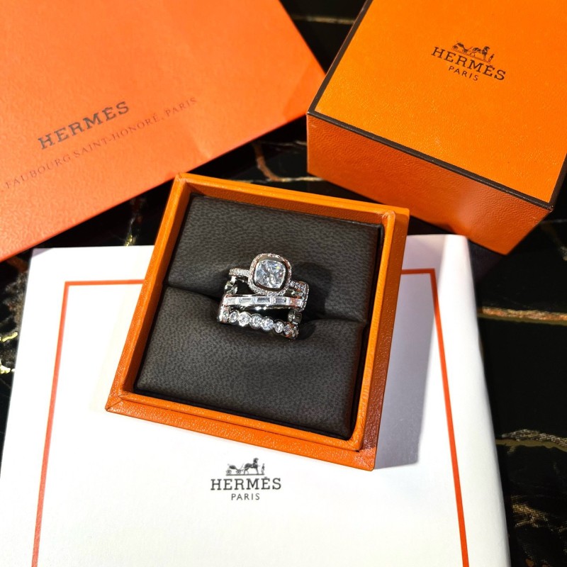 Hermes Ring