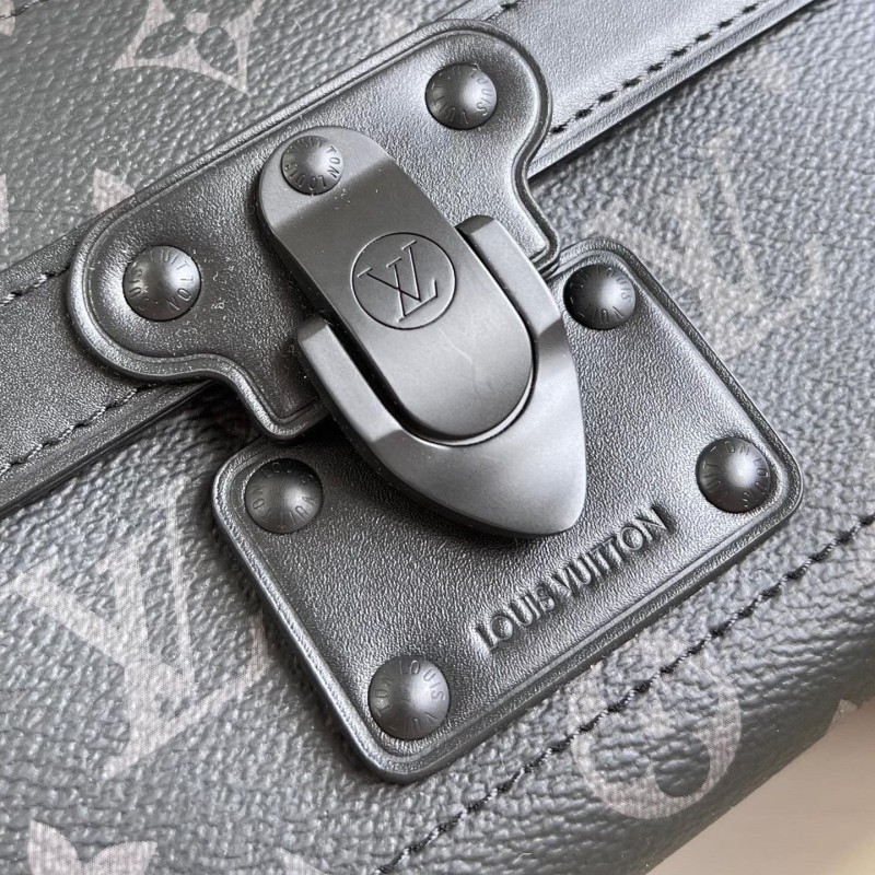 Lv Soul Trunk East West