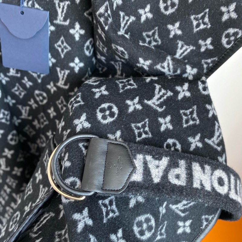 LV Coat