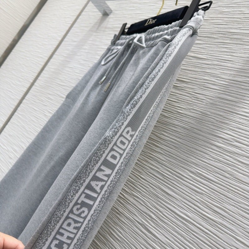 Dior Reversible Zipper Sweater & Sweatpants