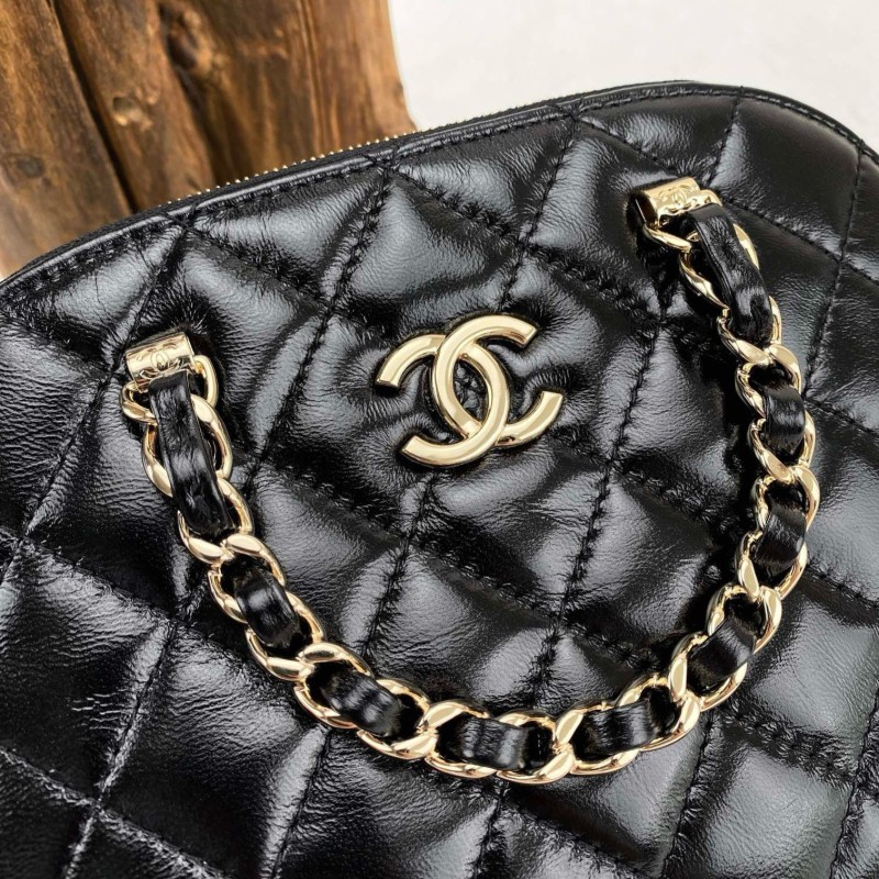 Chanel 贝壳包