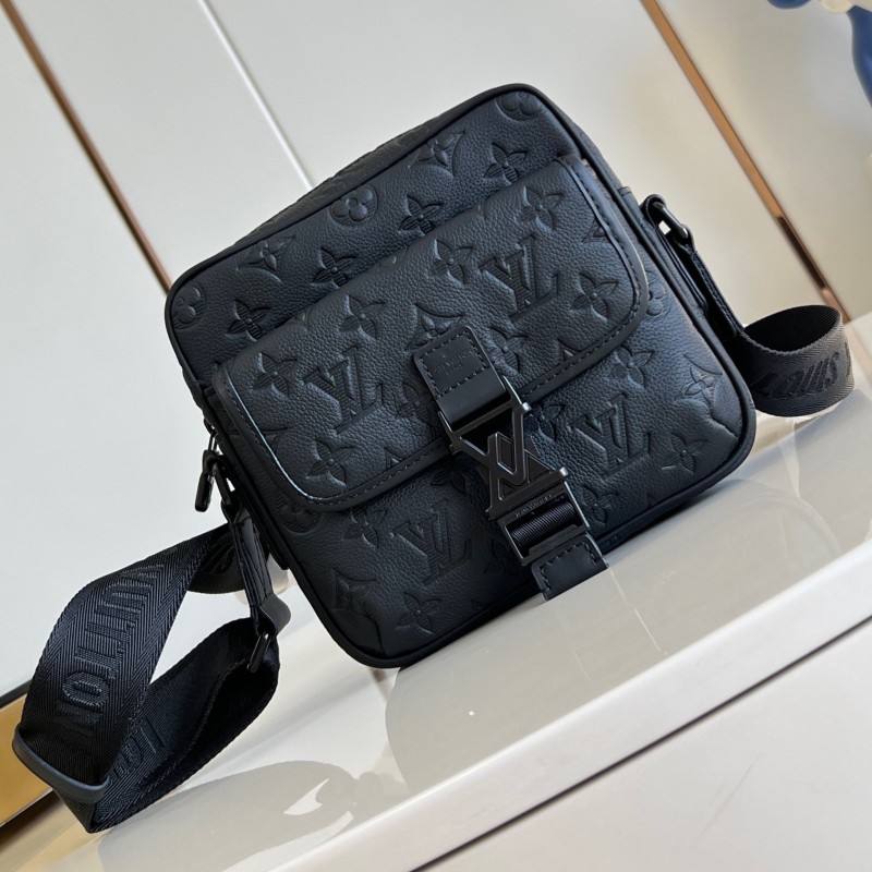 Lv Getaway Messenger Bag