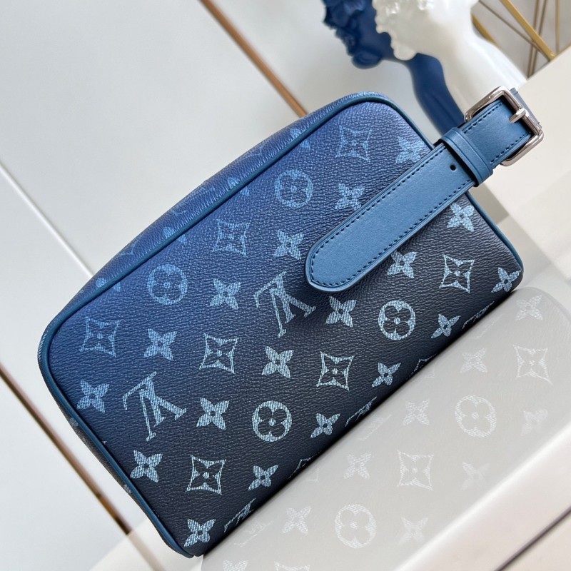 Lv Locker Dopp Kit