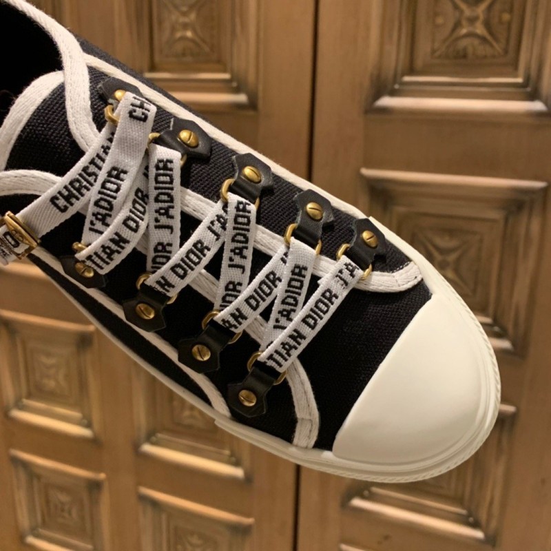 Walk N Dior Sneaker 