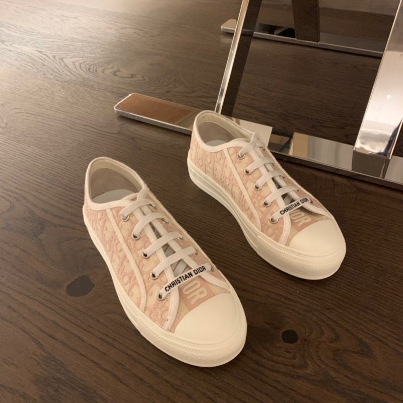 Walk N Dior Sneaker 