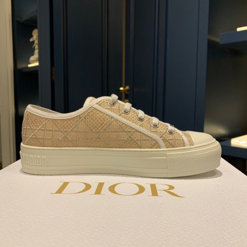 Walk N Dior Sneaker 
