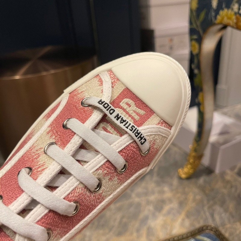 Walk N Dior Sneaker 