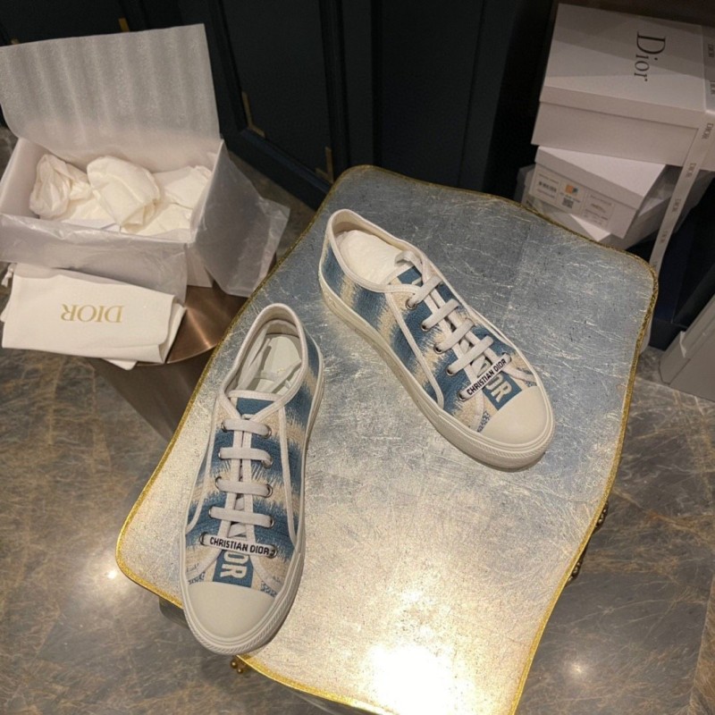 Walk N Dior Sneaker 