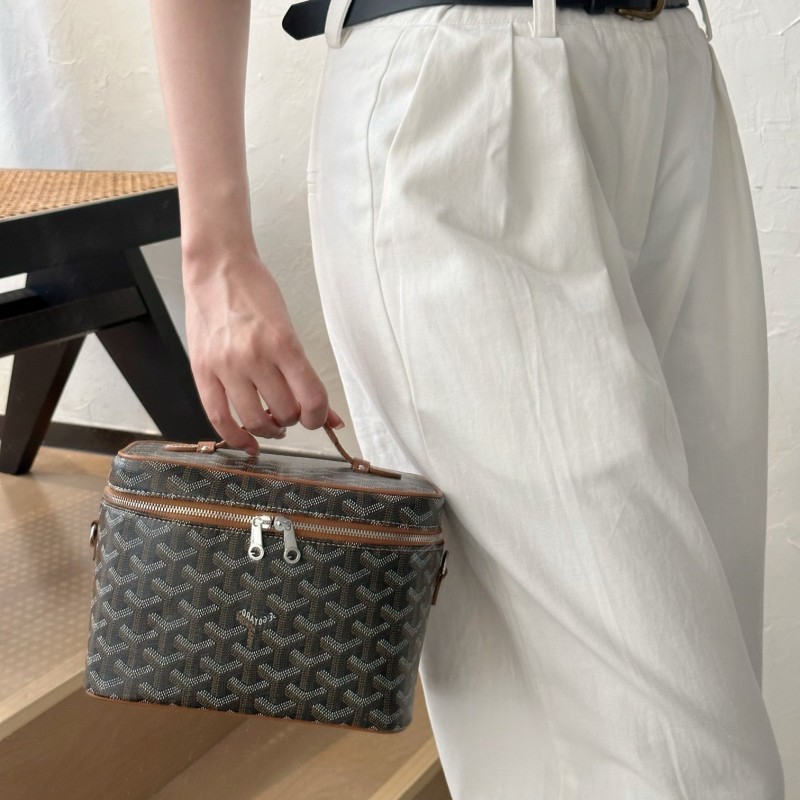 Goyard Vanity