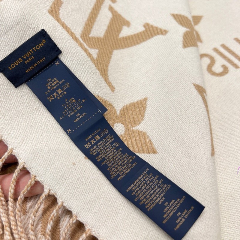 LV Long Scarf & Bennie Hat