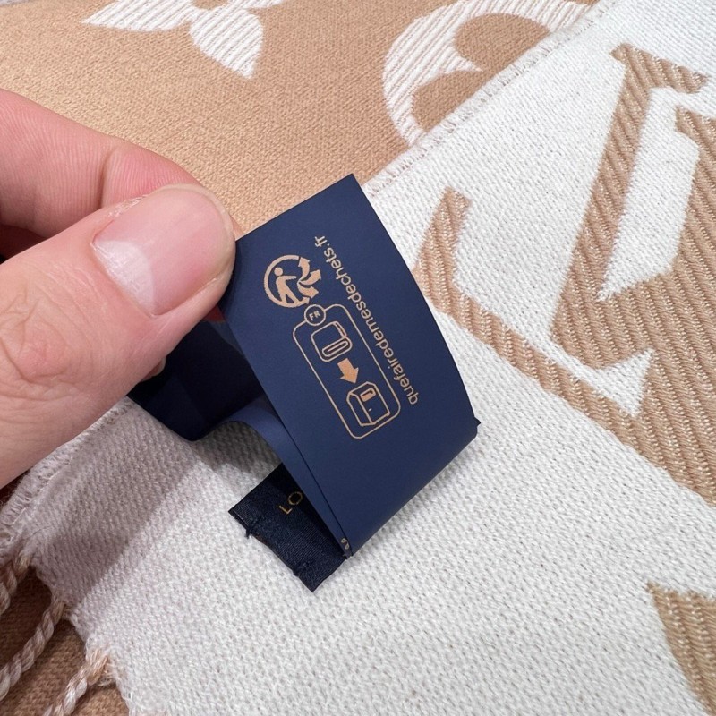 LV Long Scarf & Bennie Hat