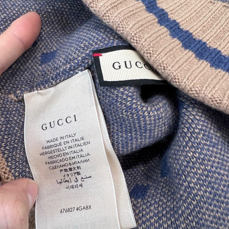 Gucci Long Scarf & Bennie Hat