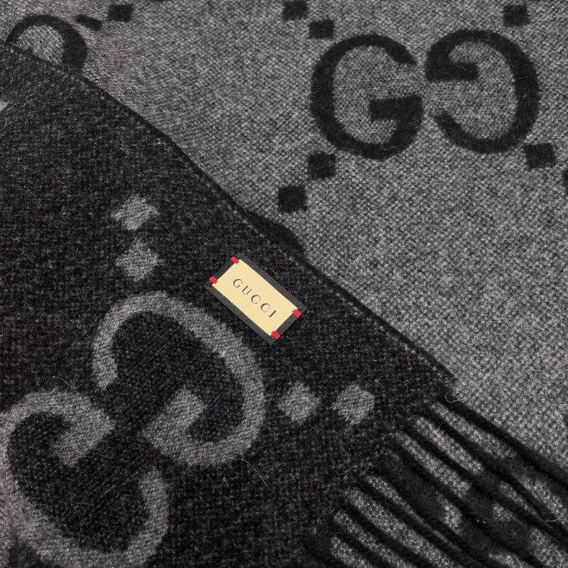 Gucci Long Scarf & Bennie Hat