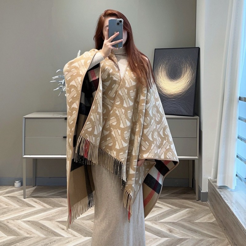 Buberry Cloak 