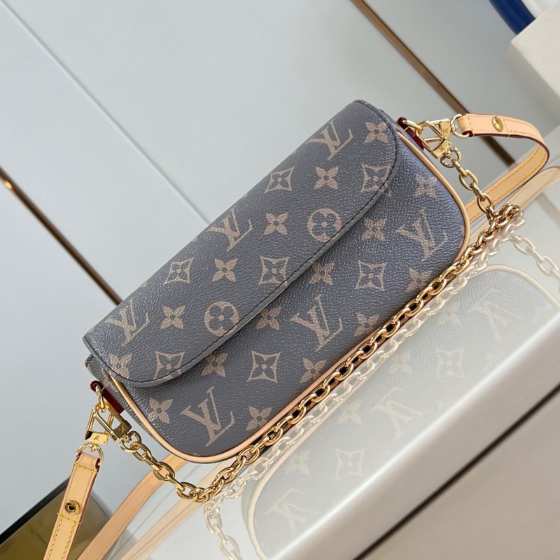 LV Wallet On Chain Ivy