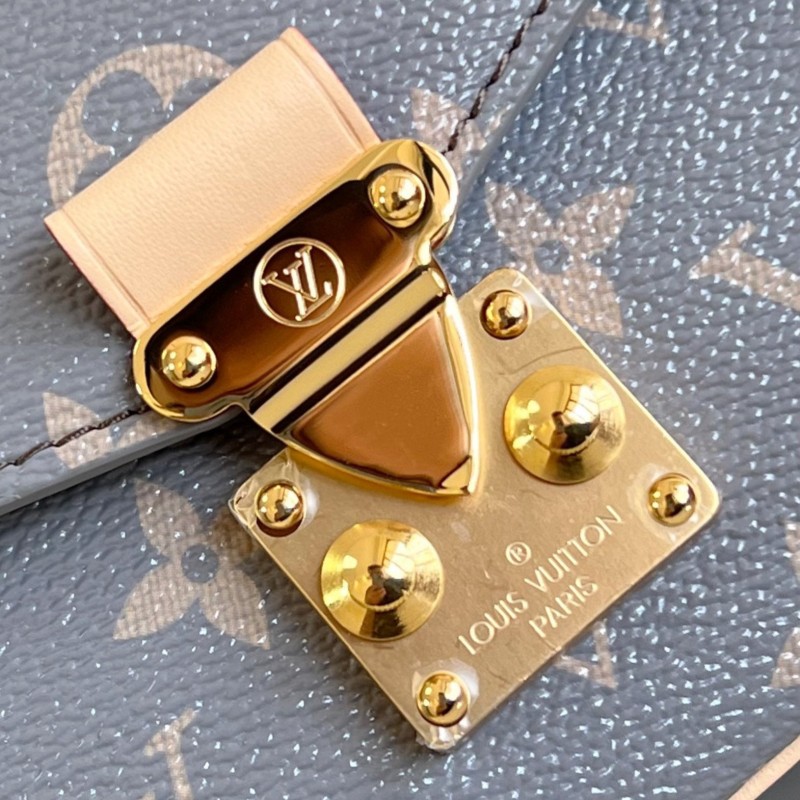 LV Pochette Metis East West