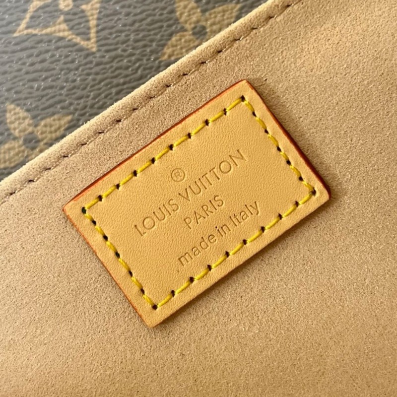 LV Pochette Metis East West
