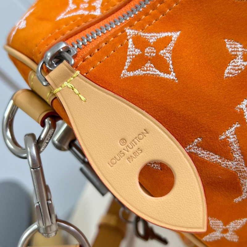 LV Speedy P9 Bandouliere 40