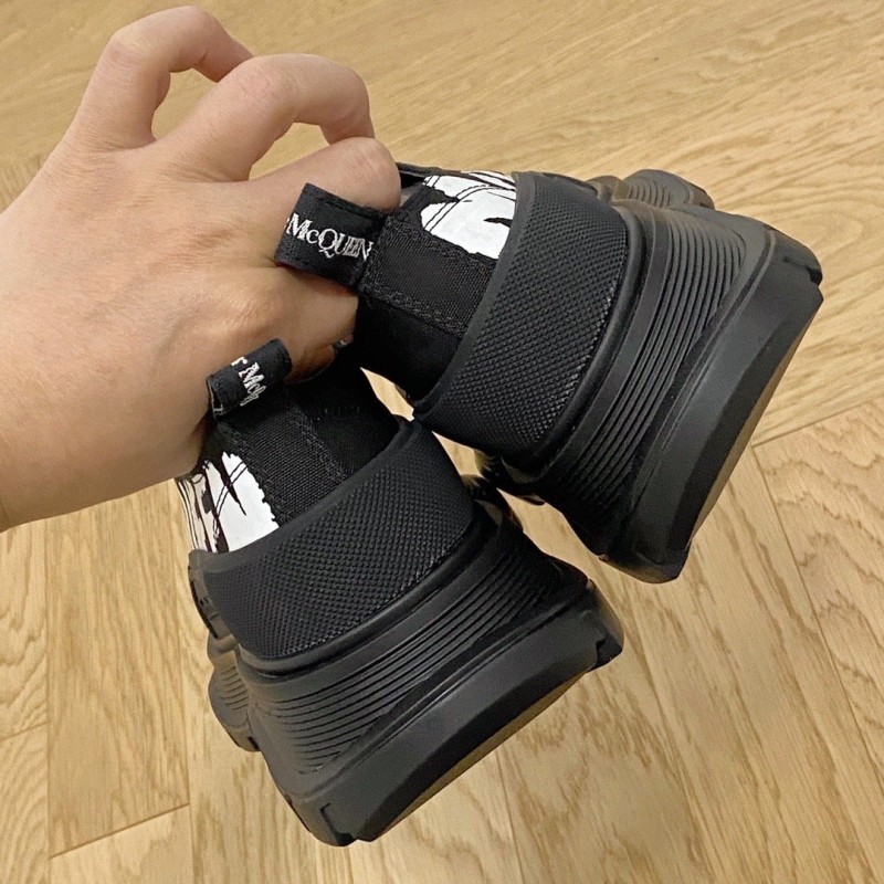 McQueen Unisex Shoe