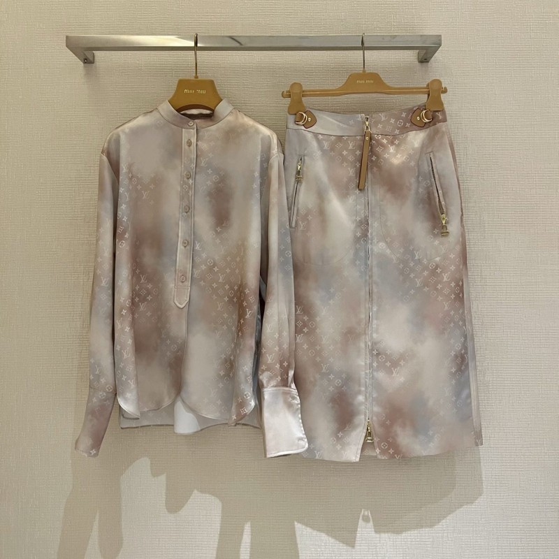 LV Long Sleeves Shirt & Skirts